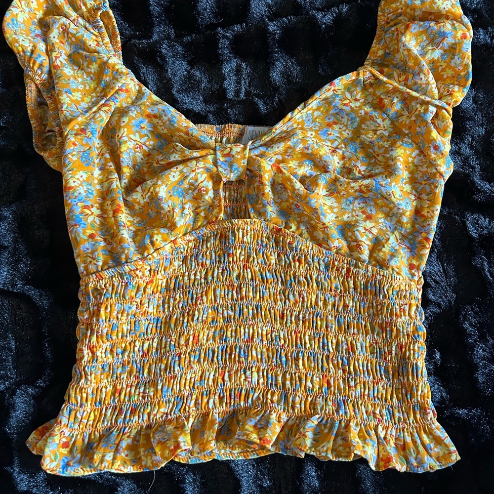 floral cropped top
